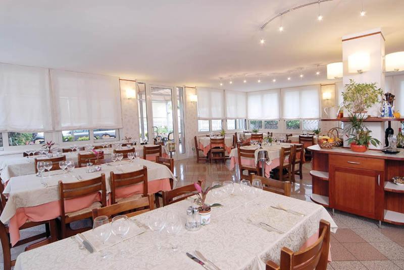 Hotel Lido Deiva Marina Zewnętrze zdjęcie