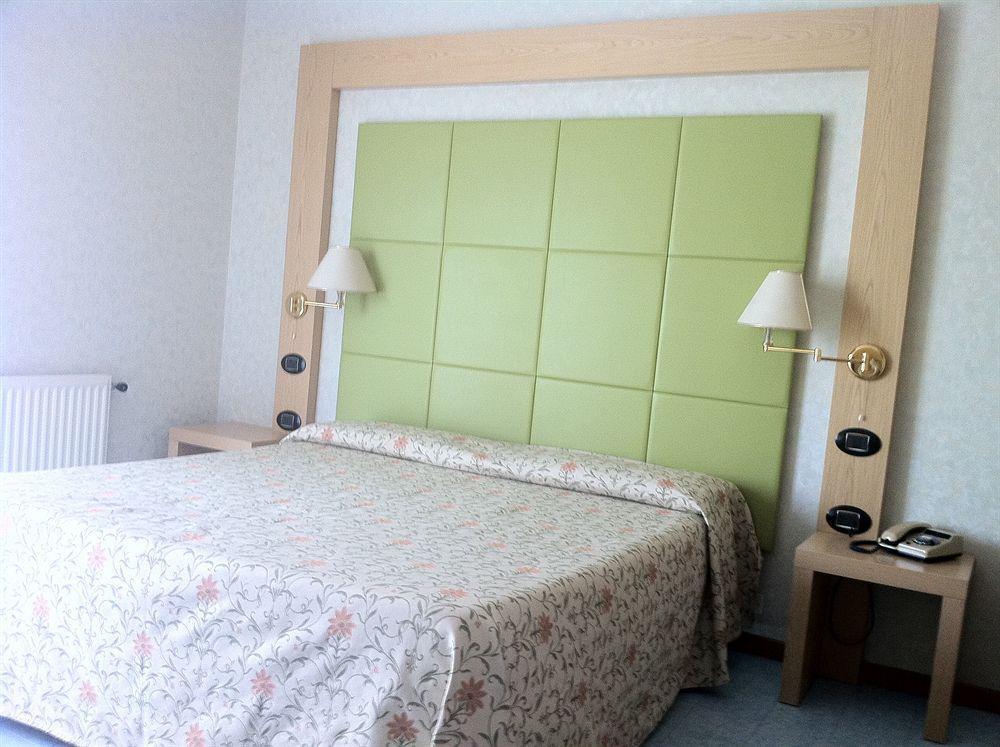 Hotel Lido Deiva Marina Zewnętrze zdjęcie