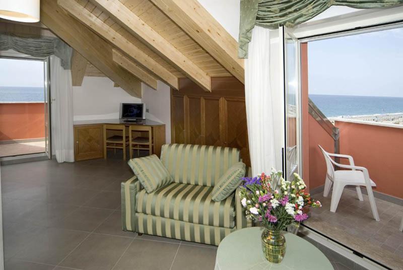 Hotel Lido Deiva Marina Zewnętrze zdjęcie